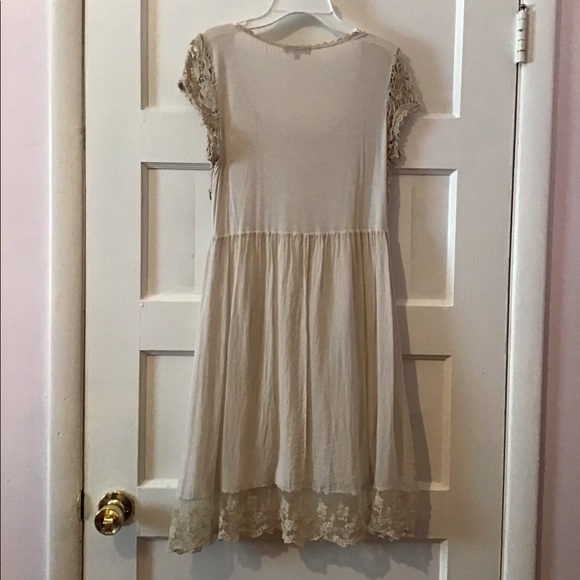 Dress - Picture 5 of 5